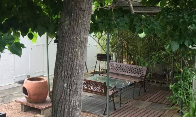 Mezzavia Casa | Villa F4 reformada y amplia de 90 m2 con jardín.