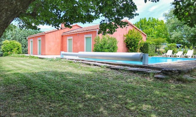 Cereste Villa | Villa facing the Grand Luberon