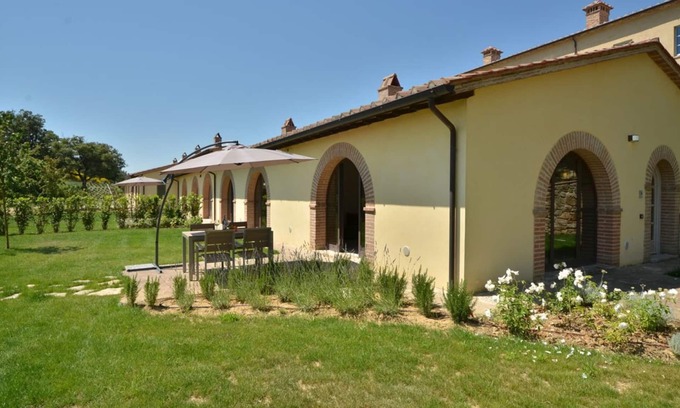 Trequanda Casa | Villa Falco- Cignella Resort Tuscany