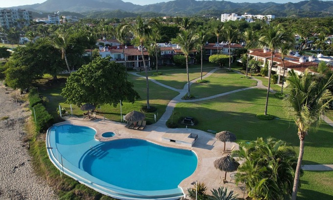 La Puntilla Villa | Family villa in front of the sea