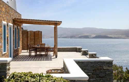 Kithnos Casa | Villa Fani for 4 guests