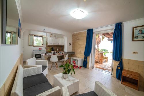 Marina di Felloniche Apartamento | Villa Felloniche on Seashore