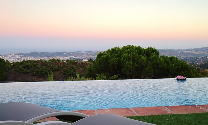 Mijas Cama Y Desayuno | Villa Fenavista