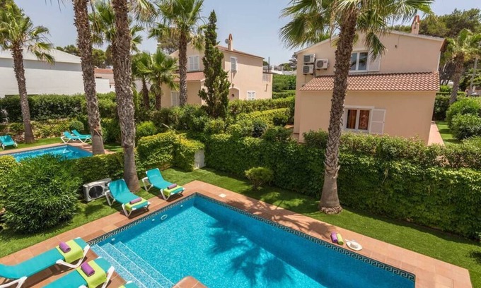 Cala Blanca Chalet De Esquí | Villa Fina con piscina privada