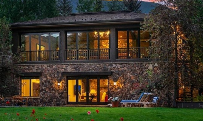 Sun Valley Villa | Villa Fleuve: Retreat House. A luxurious property in Sun Valley