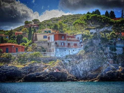 Porto Santo Stefano Cama Y Desayuno | VILLA FLORA ARGENTARIO