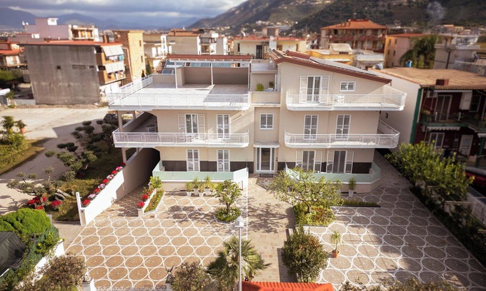 Gragnano Casa | Villa Florisia