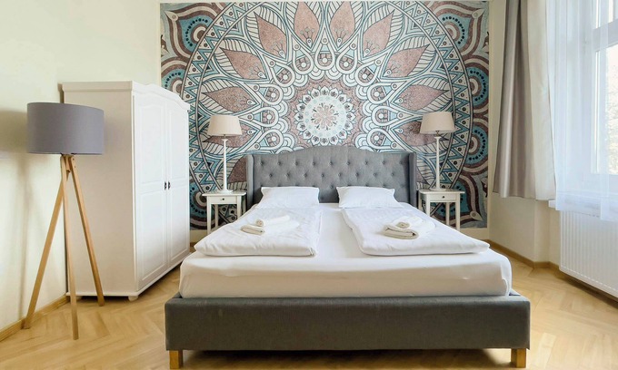 Balatonfured Apartamento | Villa Fontana-Charming 2-bedroom apartment with AC & WiFi in Balatonfüred