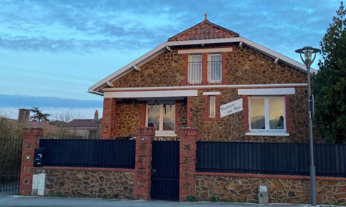 Jard-sur-Mer Villa | Villa for 10 people, 5 minutes' walk from town center, port and beach