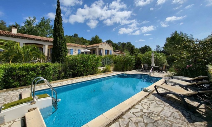 Beaufort Villa | Villa for family with pool in a quiet Beaufort