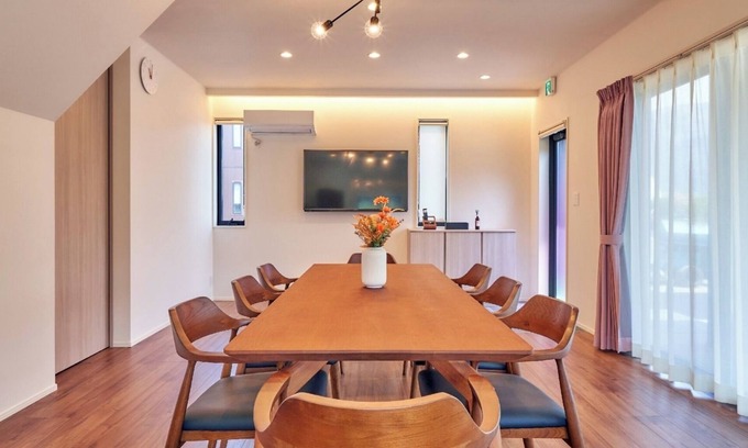 Maibara Casa | Villa Forest Villa Forest Villa A twostory pr / Maibara Shiga