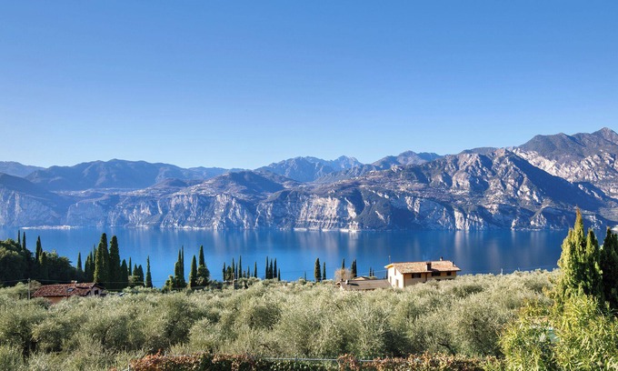 Malcesine Villa | Villa Fuzzys