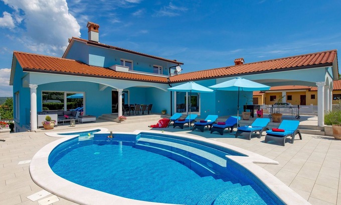 Rogocana Casa | Villa Gabriel by Interhome