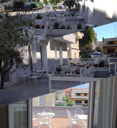 Igea Marina Apartamento | Villa Garden