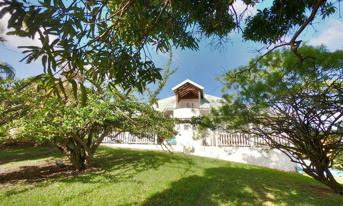 Fort-de-France Villa | VILLA GECO: EL CAMPO Y LA CALMA EN LA CIUDAD