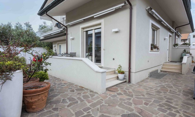 Ex Campo d'Aviazione Villa | Villa Gemma by MMega