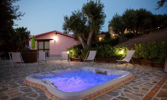 Stella Cilento Otro | Villa Ginestra with private jacuzzi