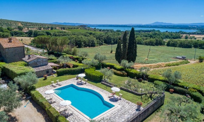 Tuoro sul Trasimeno Villa | Villa Giulia 10, Emma Villas