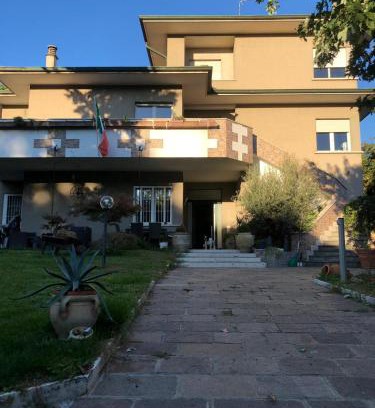 Rho Cama Y Desayuno | Villa Giulini Rho