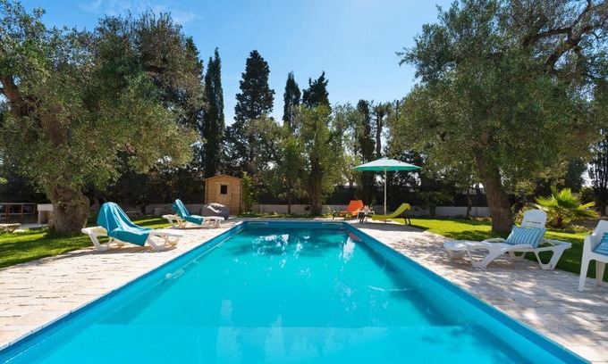 Leverano Villa | Villa Gloria by BarbarHouse