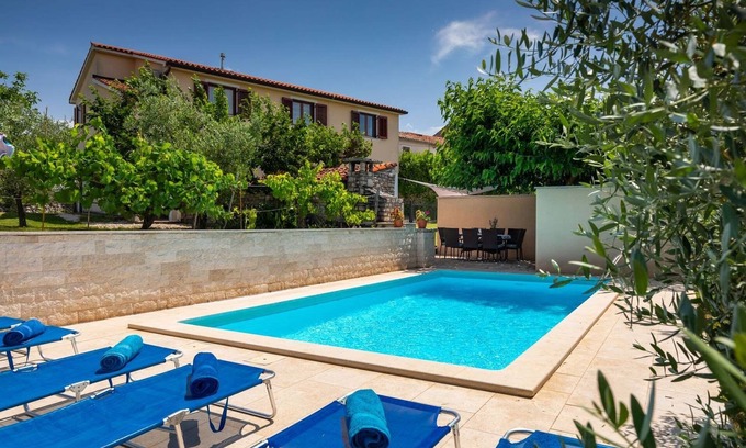 Buje Villa | Villa Greis by Villas Guide