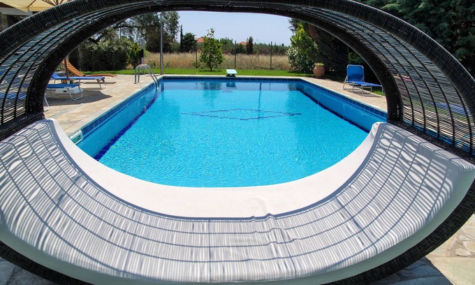 Nea Iraklia Villa | VILLA HARA EN HALKIDIKI