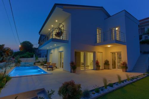 Klanfari Villa | Villa Hedera