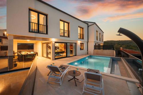 Vrbnik Villa | Villa Hillside