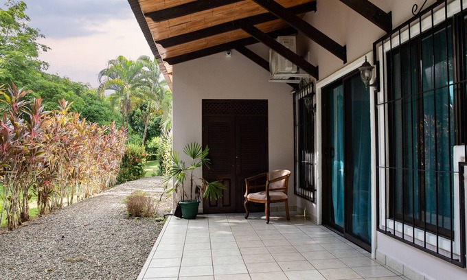 Quepos Casa | Villa Hummingbird 15