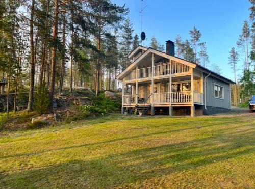 Juva Casa | Villa Hyppykallio, LaatuLomat