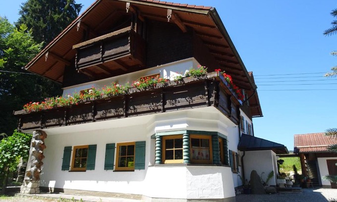 Rosshaupten Apartamento | Villa im Wald
