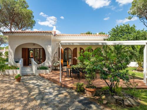 Santa Margherita di Pula Casa | Villa immersa nel verde a 150mt dal mare adiacente al Forte Village Resort