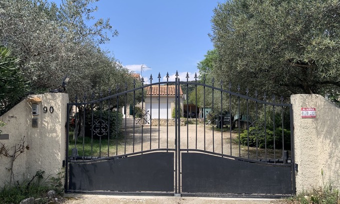 Rochefort-du-Gard Casa | Villa en callejón sin salida, tranquila, muy bien ubicada.