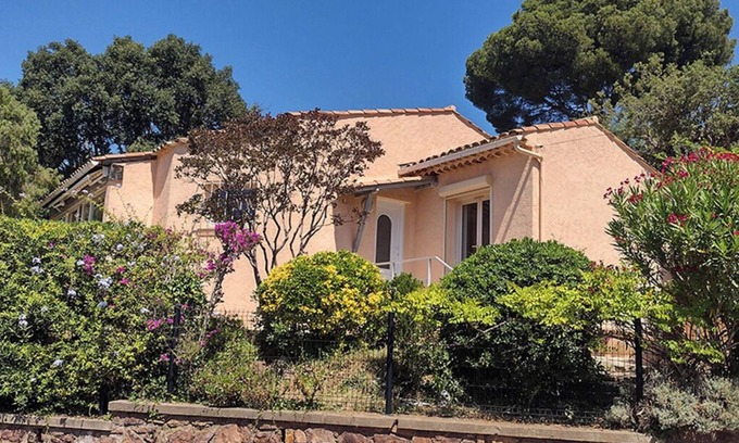 Saint-Raphael Villa | villa en Agay - Saint-Raphaël, a dos pasos de la playa y las tiendas, tranquilidad absoluta