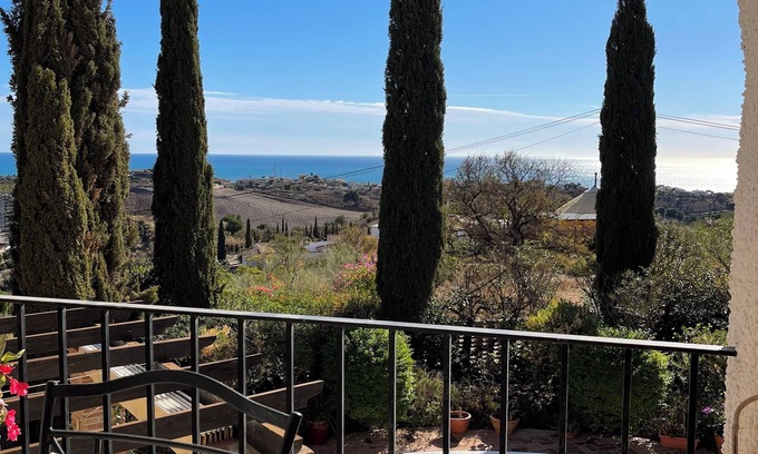 Vélez-Málaga Villa | Villa in Benajarafe with Pool, Sea Views & Separate Guest Apartment – Sleeps 10