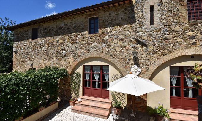 Villa Parigini Villa | Le Muricce para 8 (+2) personas, Villa y dependencia, vistas al jardín y la piscina