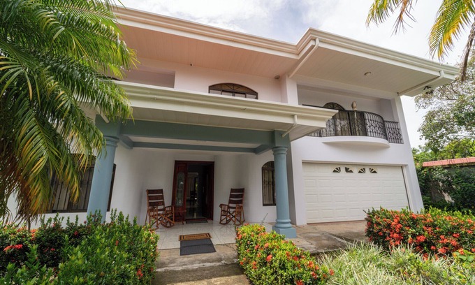 Guácima Villa | Villa in Costa Rica near airport