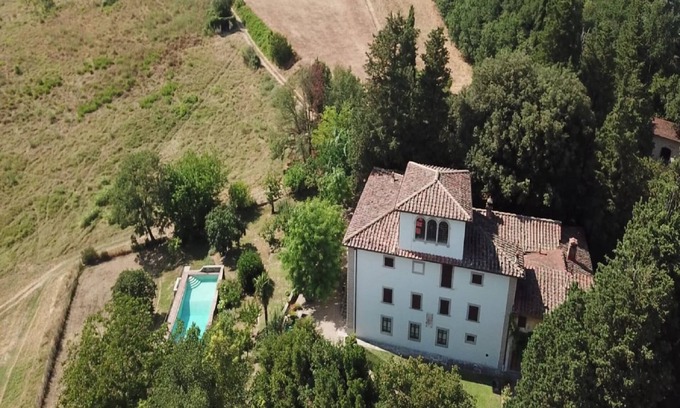 Rignano sull'Arno Villa | Encantadora villa con piscina en Florencia