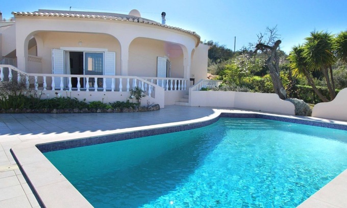 Chinicato Villa | Villa en Lagos con piscina privada