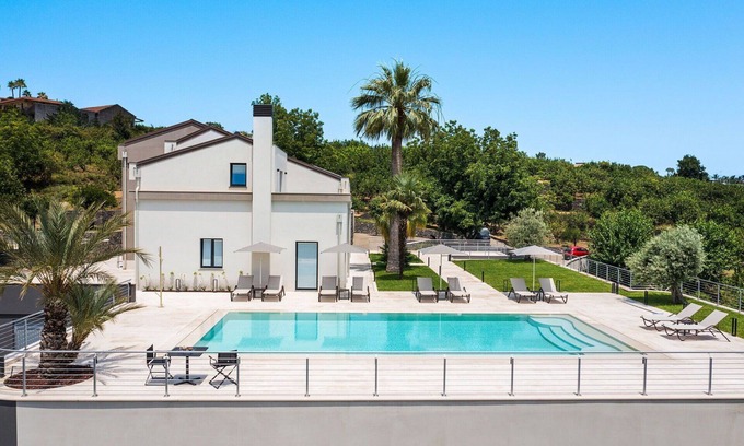 Nunziata Villa | Villa en Nunziata con 6 habitaciones, capacidad 12