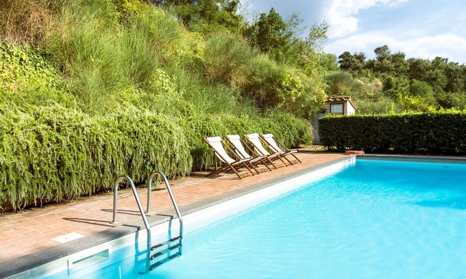 Castiglione in Teverina Villa | Villa en Roma con Piscina y Jardín