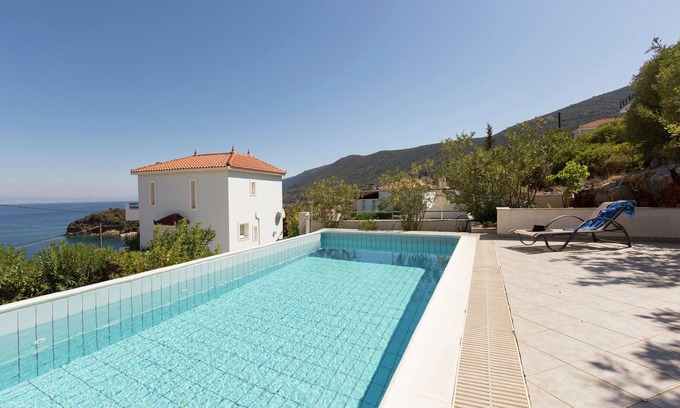Samos Town Villa | Villa en Samos cerca de Playa Aghia Paraskevi