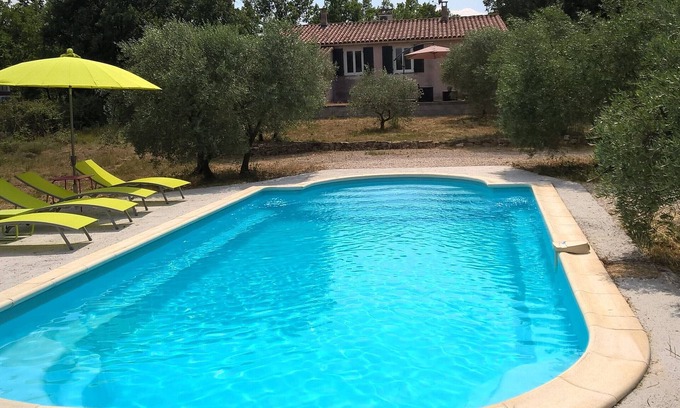Varages Villa | Villa en el corazón de la Provenza verde (piscina privada, 8 personas)