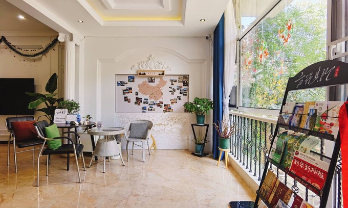 Huaxi Cama Y Desayuno | Villa in the park