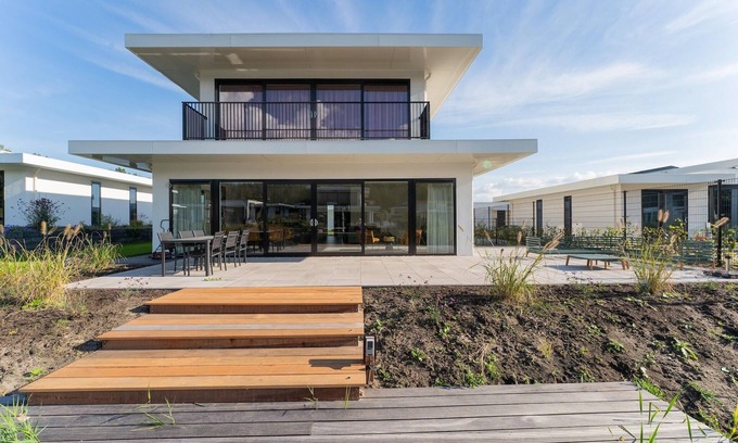 Zeewolde Villa | Villa cerca de Veluwemeer con embarcadero
