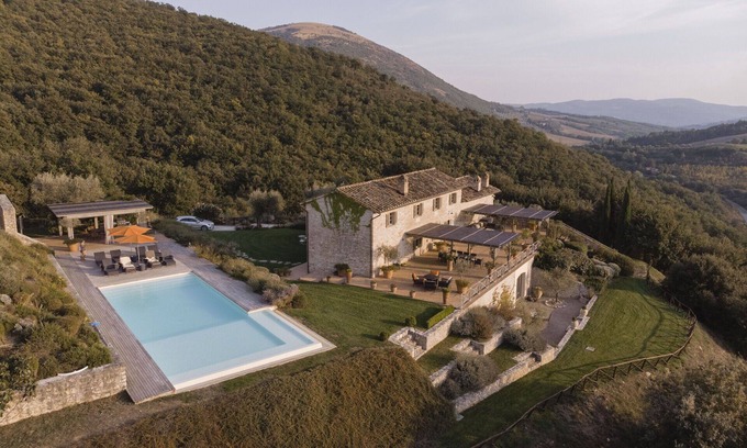Montelaguardia Villa | Villa en San Giovanni Del Pantano con 7 habitaciones, capacidad 14