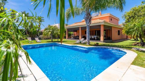 Cabo Roche Casa | Villa Italia Conil de la Frontera by Ruralidays