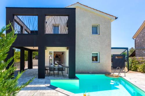 Sveti Ivan Dobrinjski Villa | Villa Jazz - Island Krk SPA Oasis