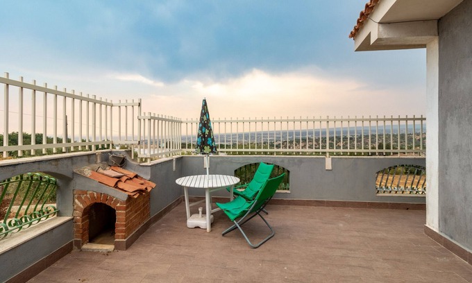 Cava dʼAliga Villa | Villa 'Joseph' con vistas al mar, Wi-Fi y aire acondicionado