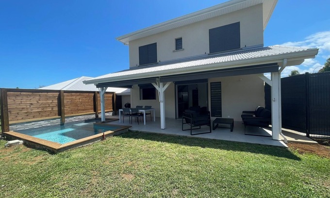 Destrellan Casa | Villa KANISI 2 (3 bedrooms /6 pers) in the center of the island, rated 4 stars